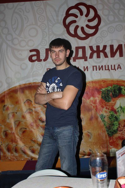 Юра Олейник