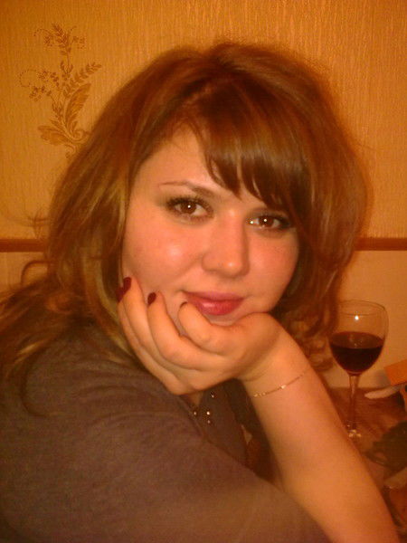 Анна Захарова