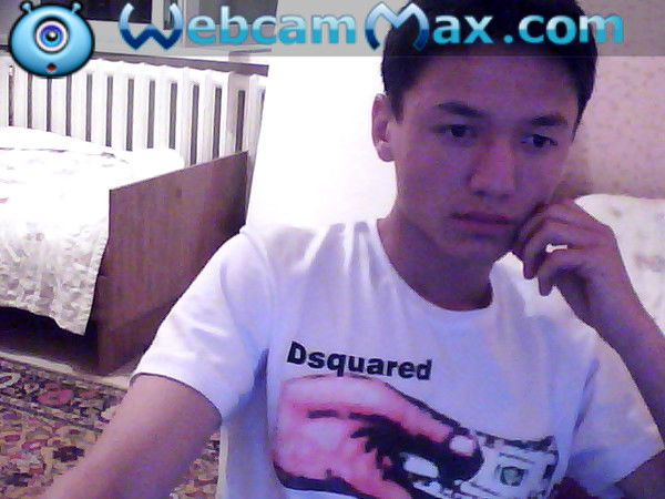 Ойбек Валиев