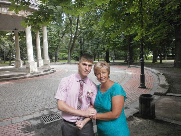 Анжела Гарах