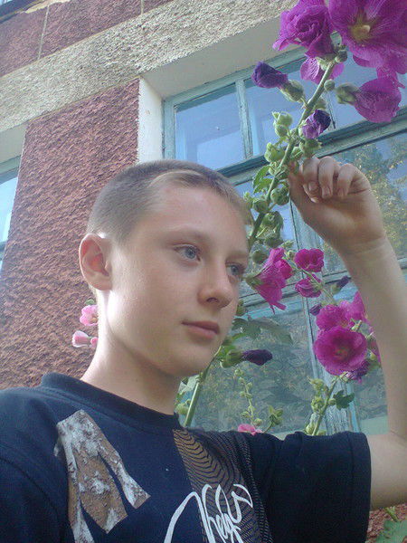 Рома Шахметов