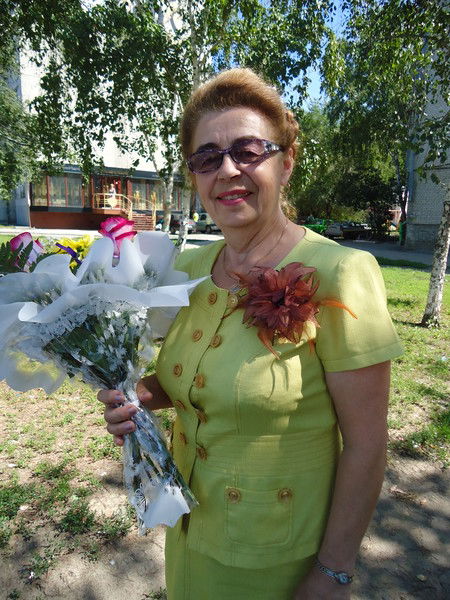 Людмила Баженова