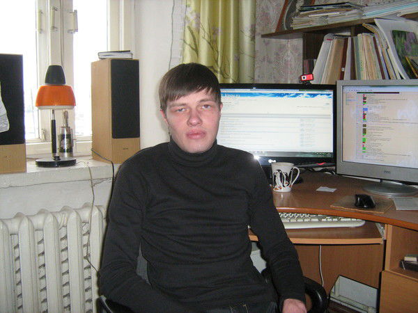 Илья Слобожанинов