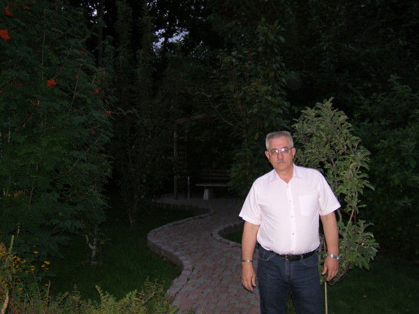 Игорь Хмелёв