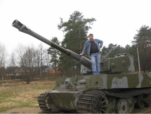 Олег Кононов