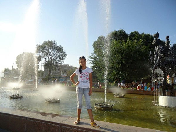 Акмарал Макмова