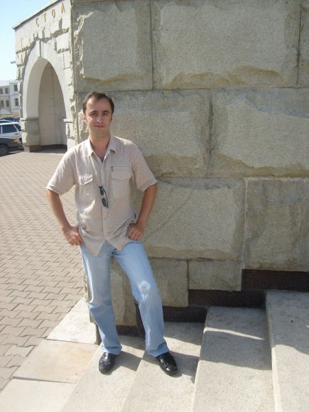 Александр Сальников