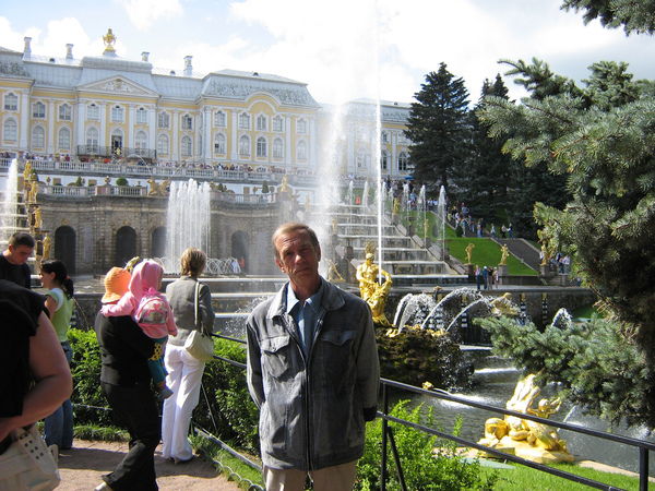 Владимир Перушев