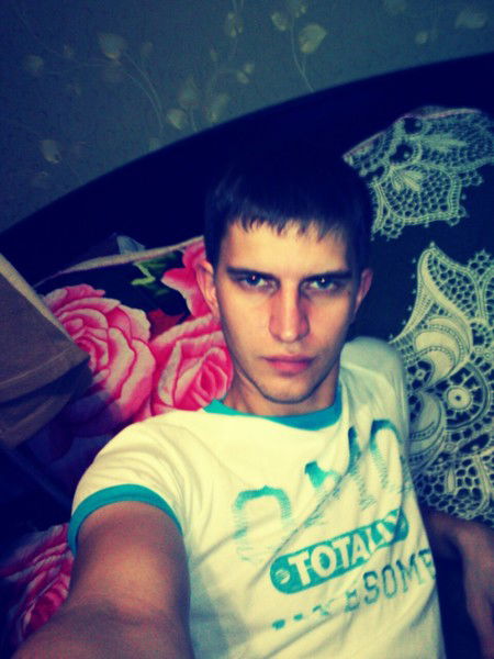 Александр Есин