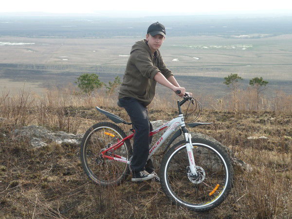 Дмитрий Макеев