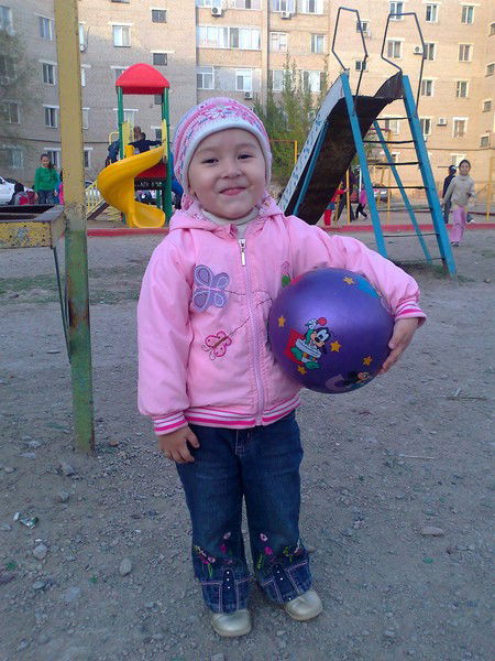 Анария Искендирова