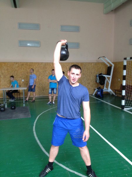 Артем Иванов