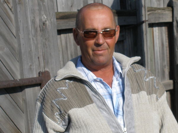 Владимир Низов