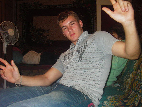 Павел Левченко