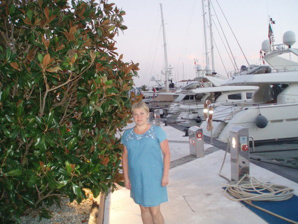 Лариса Уросова