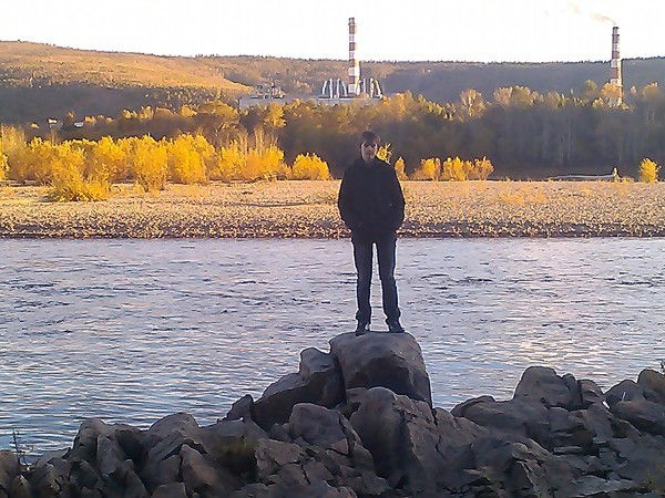 Владислав Я ***