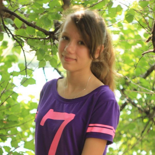 Лиза Бурлакова