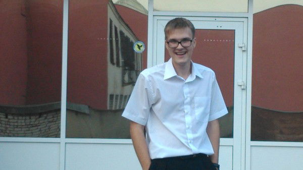 Антон Молодых