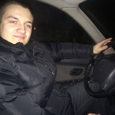 Олег Деревянко