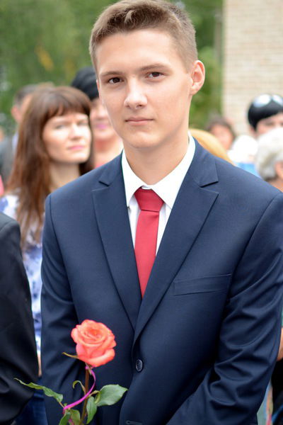 Дмитрий Танана