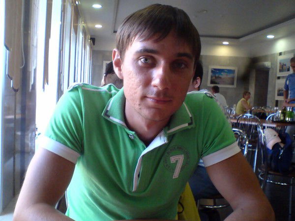 Александр Ефремов