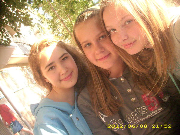 **..саша..** )))