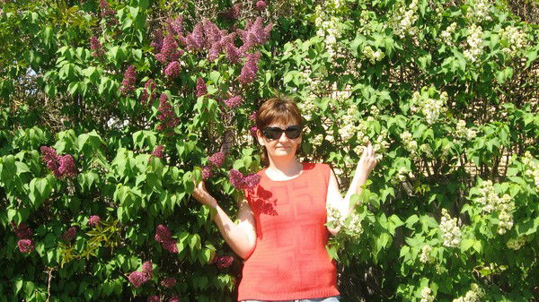 Лена Бархатова