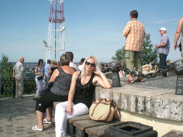 Люба Таравська