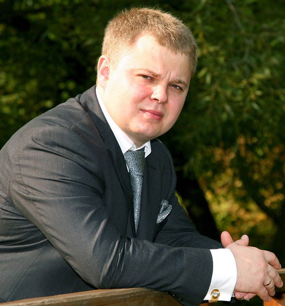 Сергей Живов