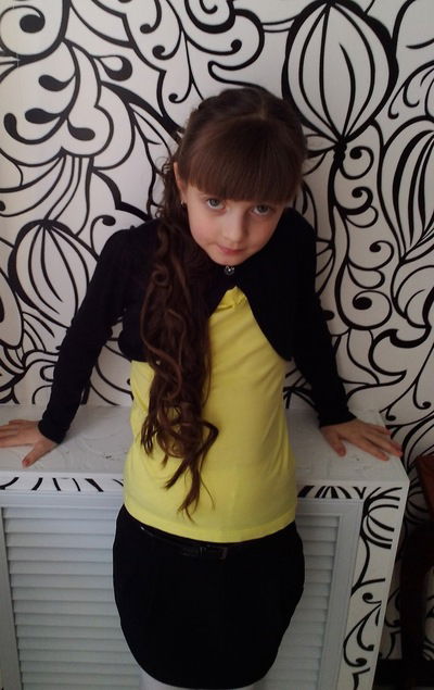 Настя Торопова