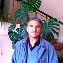 Рустем Утаев