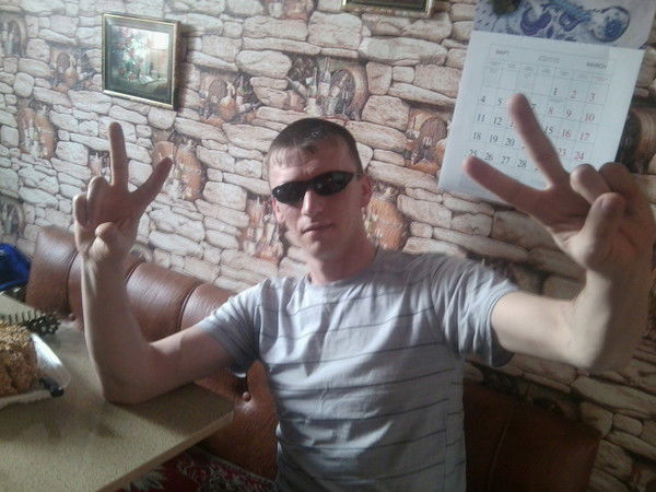 Денис Горячев