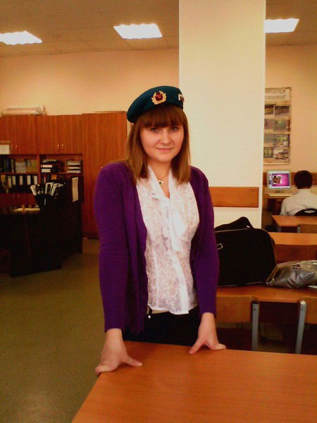 Анюта Лещенко