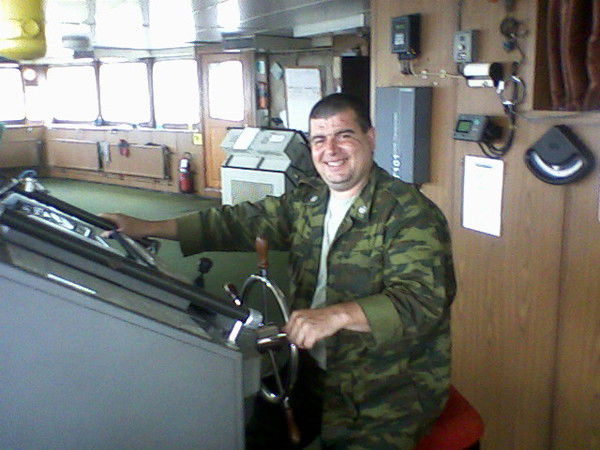 Олег Захаров