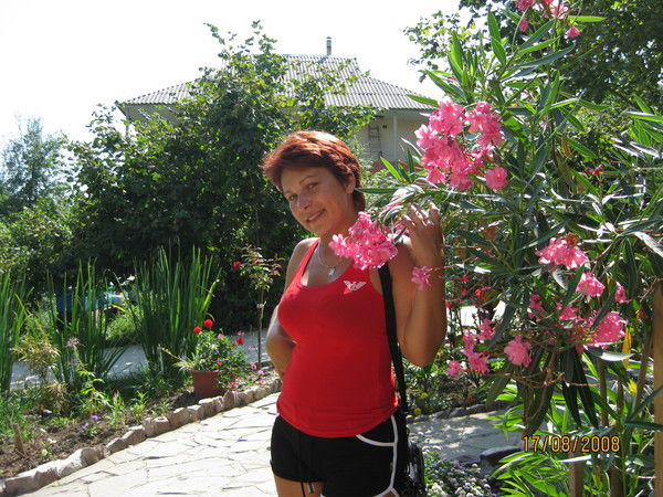 Лена Черняк