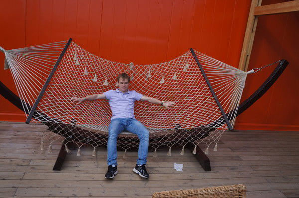 Сережка Ларин