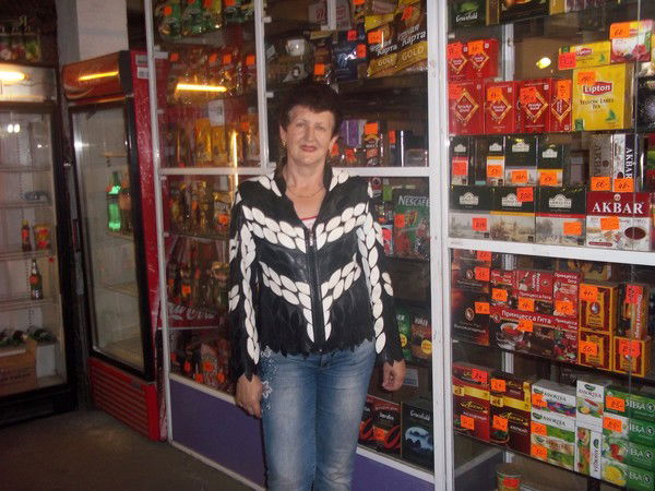 Лариса Попкова