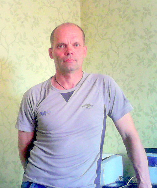 Валентин Иванов