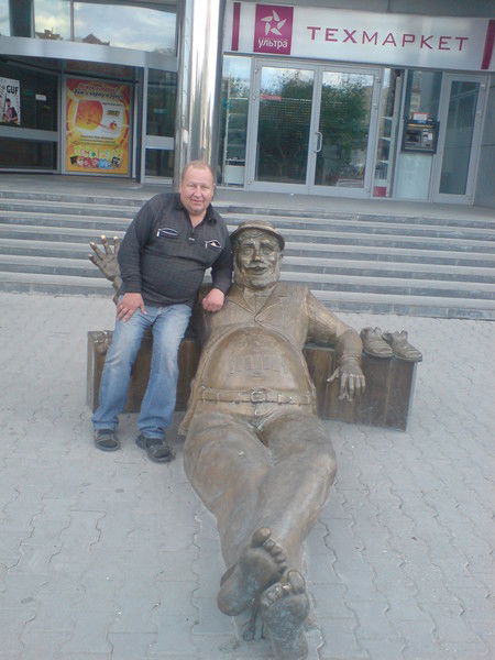 Олег Кальсин