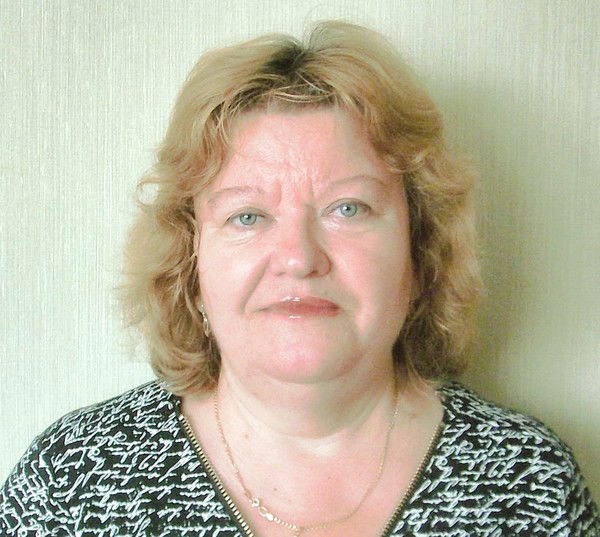 Елена Райкова