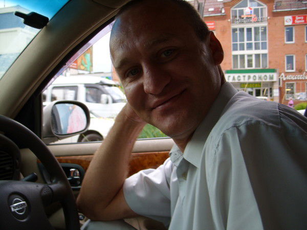 Максим Чеботарев