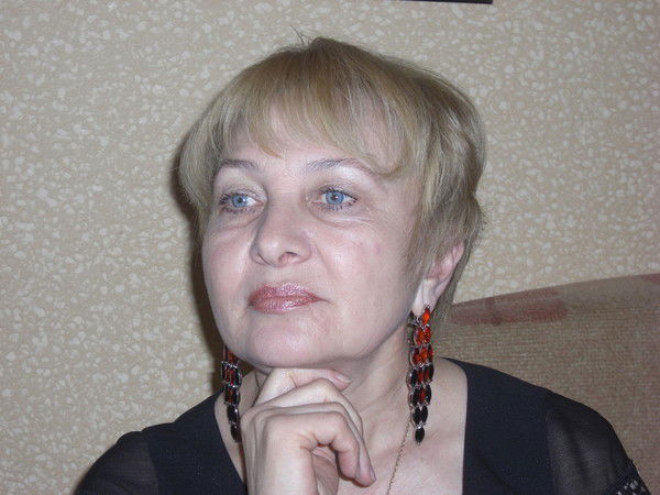 Лариса Парсаданова