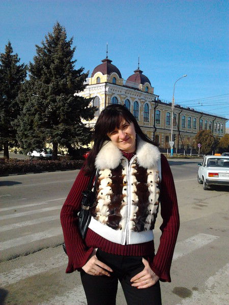 Елена Дубина