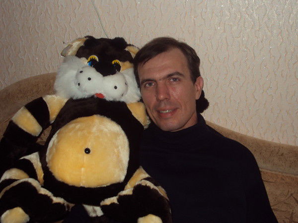 Сергей Ларионов