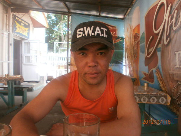 Данияр Ахметов