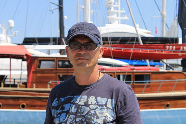 Роман Доронин