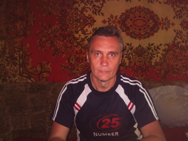 Александр Захаров