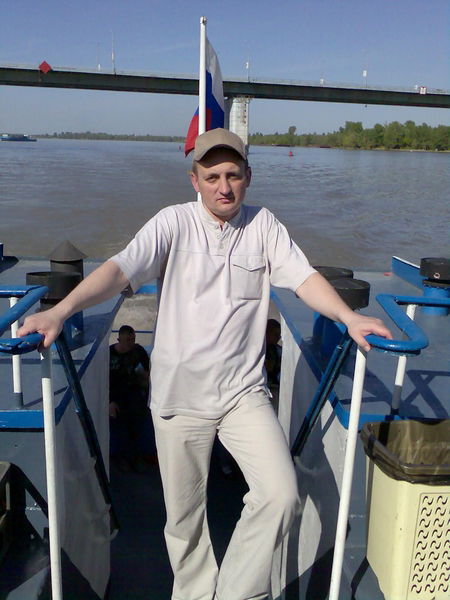 Неизвестно Неизвестно