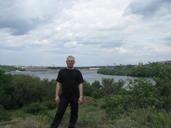 Анатолий Опрышко