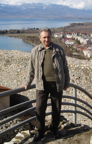 Виктор Шахов